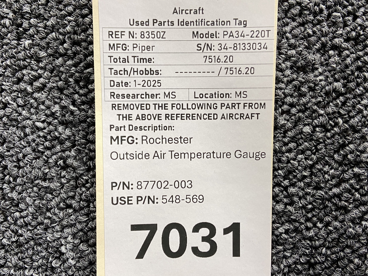 87702-003 (Use: 548-569) Rochester Outside Air Temperature OAT Gauge