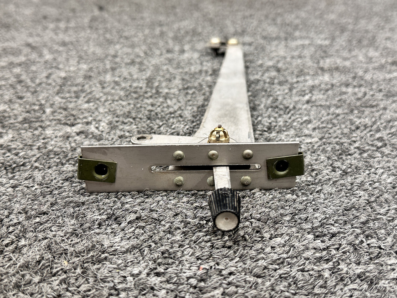 66835-000, 66980-000 Piper PA28-181 Carburetor Heat Control Lever