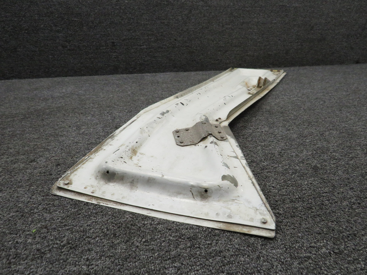 250006-505 Piper Aerostar 600 Main Landing Gear Door Assembly LH