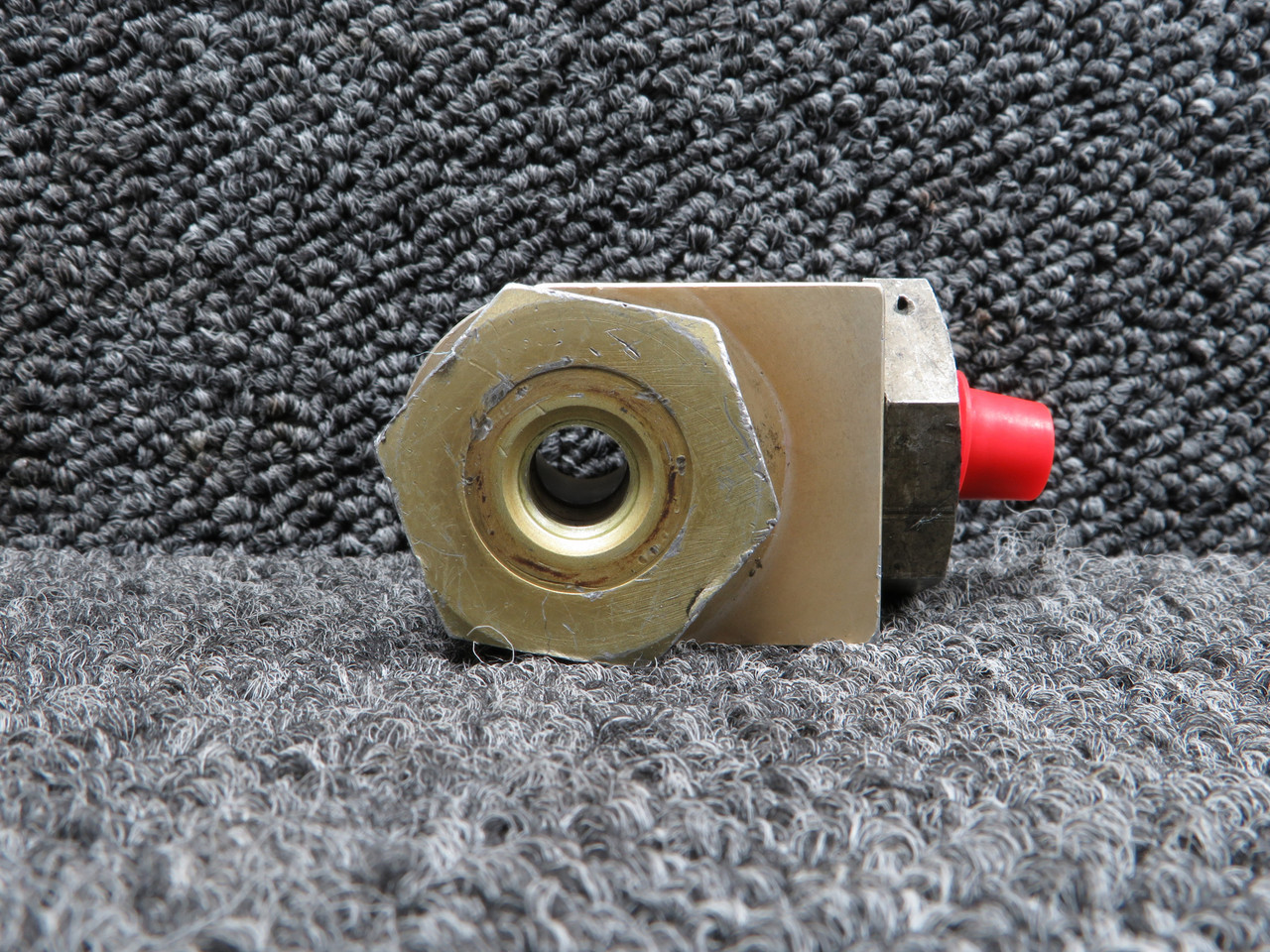 5555002-1 Cessna C-501 Boss Oil Pressure Transducer Fitting