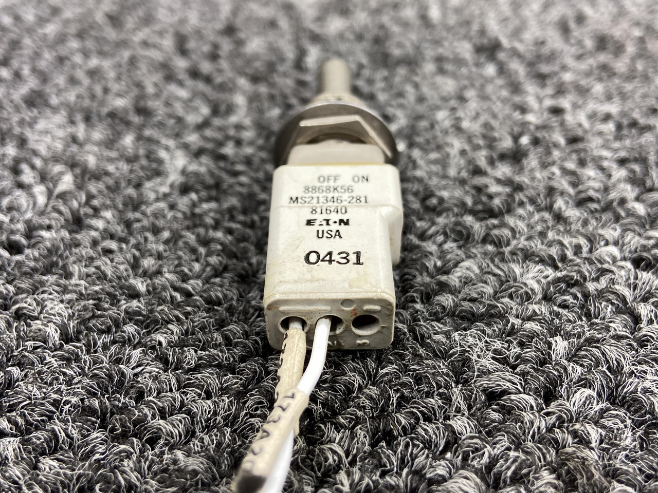 8868K56 (Alternate PN: MS21346-281) Eaton Toggle Switch