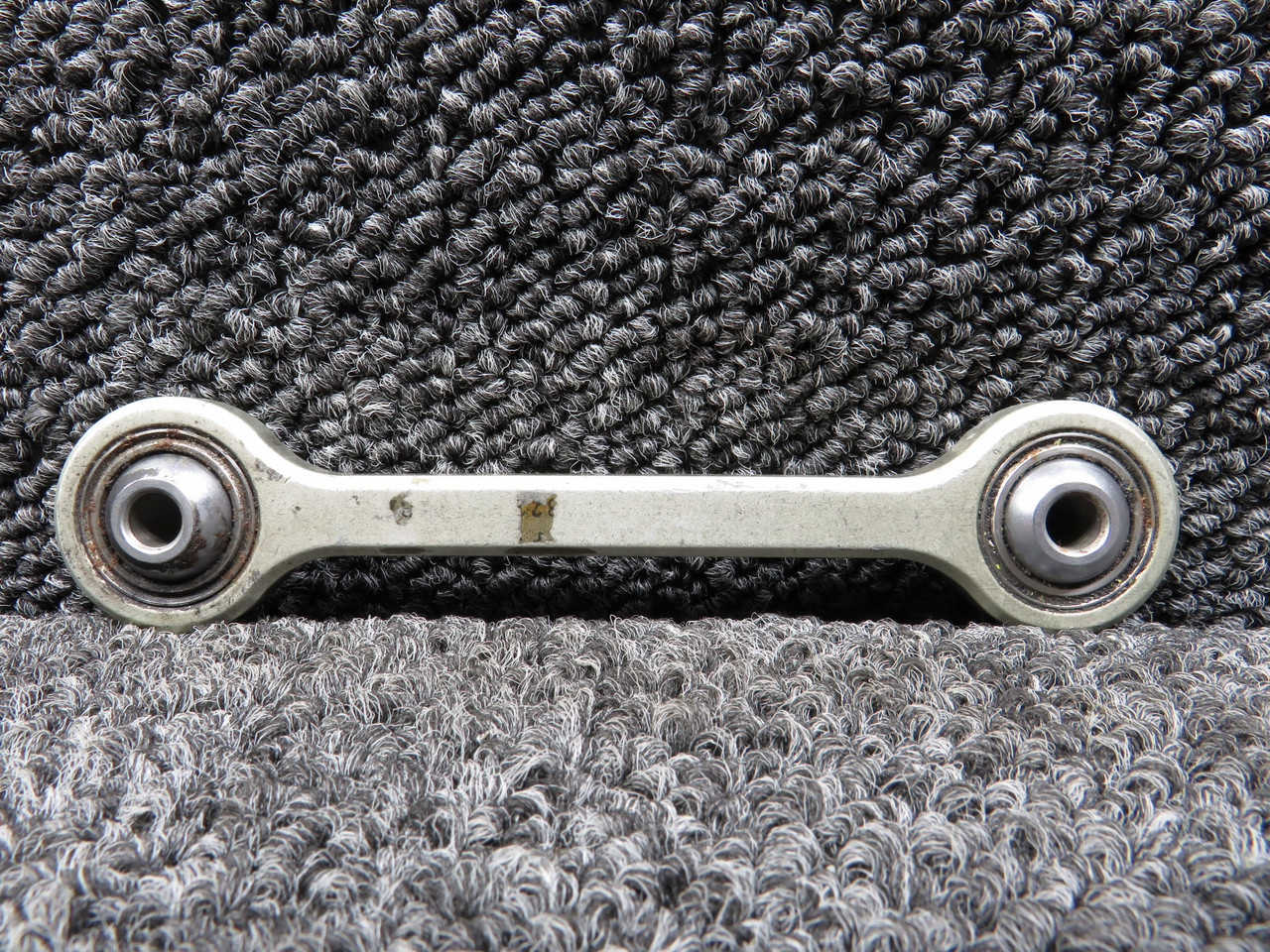 206-010-710-003 Bell 206 Pitch Link Assembly For Sale