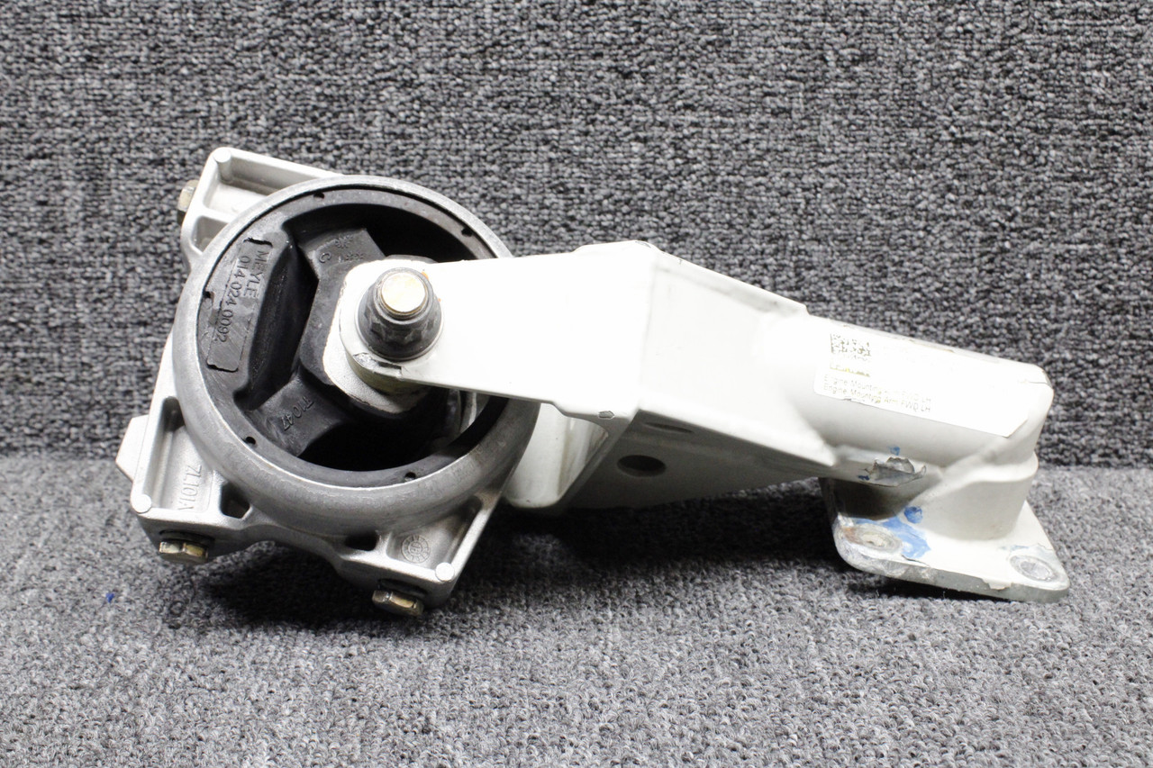 D64-7126-27-40-1 Diamond DA42-NG Austro E4B Engine Shock Mount Assembly Fwd LH