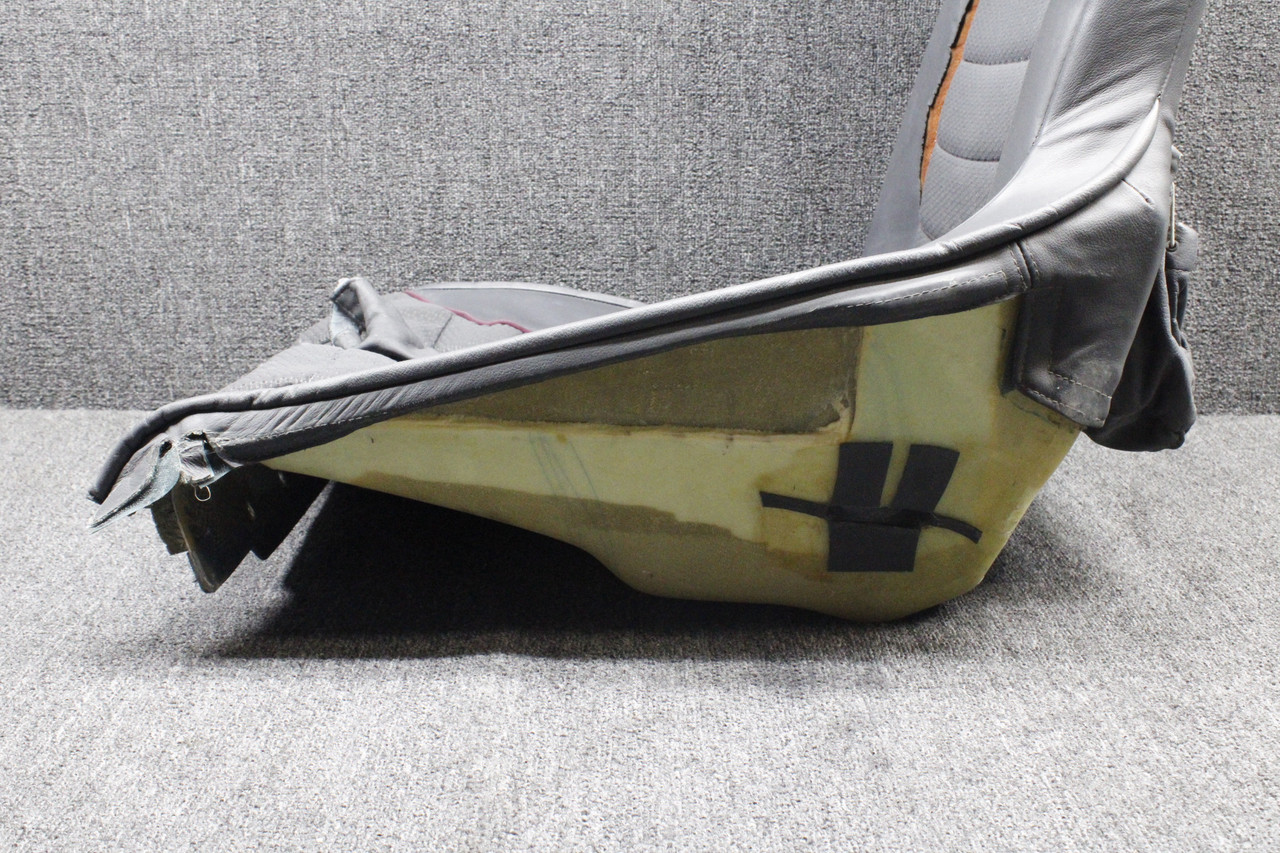 D60-2511-00-00-3 Diamond DA42-NG Pilot Seat Assembly (Torn Fabric