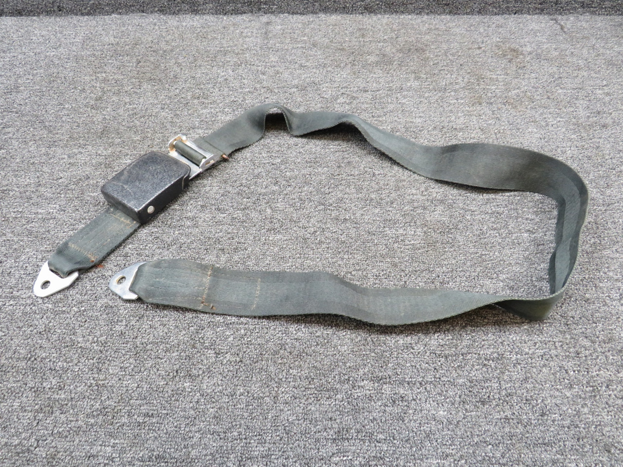 5102383-12, 5102383-11 Indiana Mills & Mfg Inc. Buckle and Seatbelt Assy (Worn)
