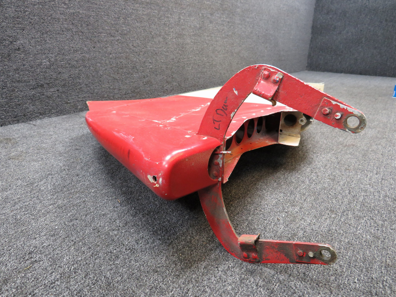 0431004-41 Cessna 150L Rudder Assembly (Minus Tip) (Damaged, Loose