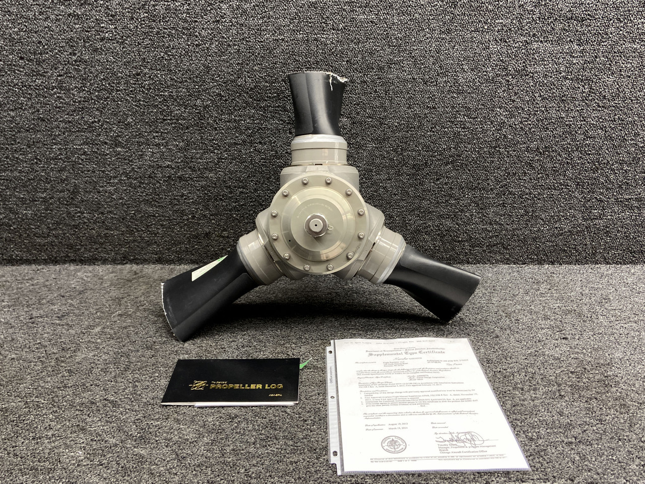 MTV-12-D-188-30D MT-Propeller 3 Blade Propeller Hub w Logbooks (Core)