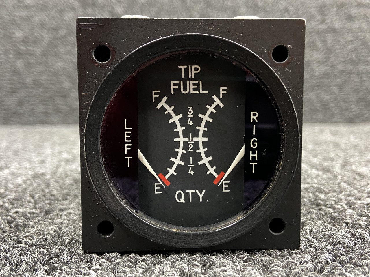 55027-D Mid-Continent Wing Tip Dual Fuel Quantity Indicator (28V, No Connector)