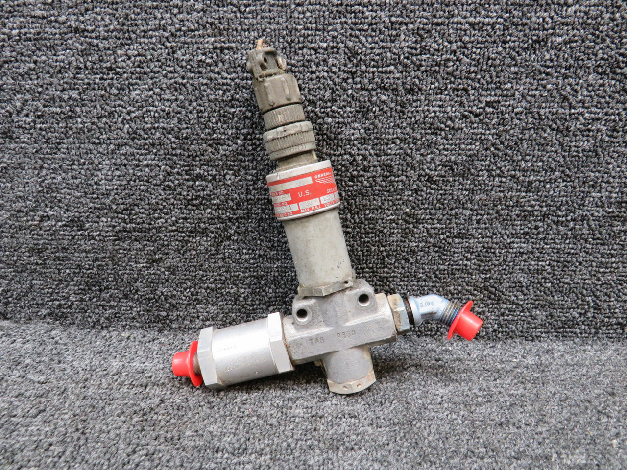 AV2B1371 General Controls Fuel Solenoid Valve with Check Valve Attached (12V)