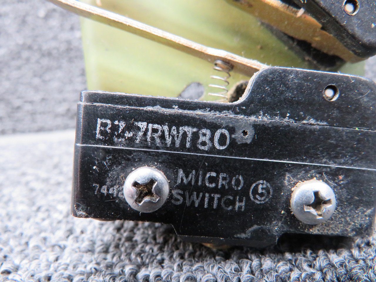 BZ-7RWT80 Cessna Flap Limit Switch Assembly Set of 2