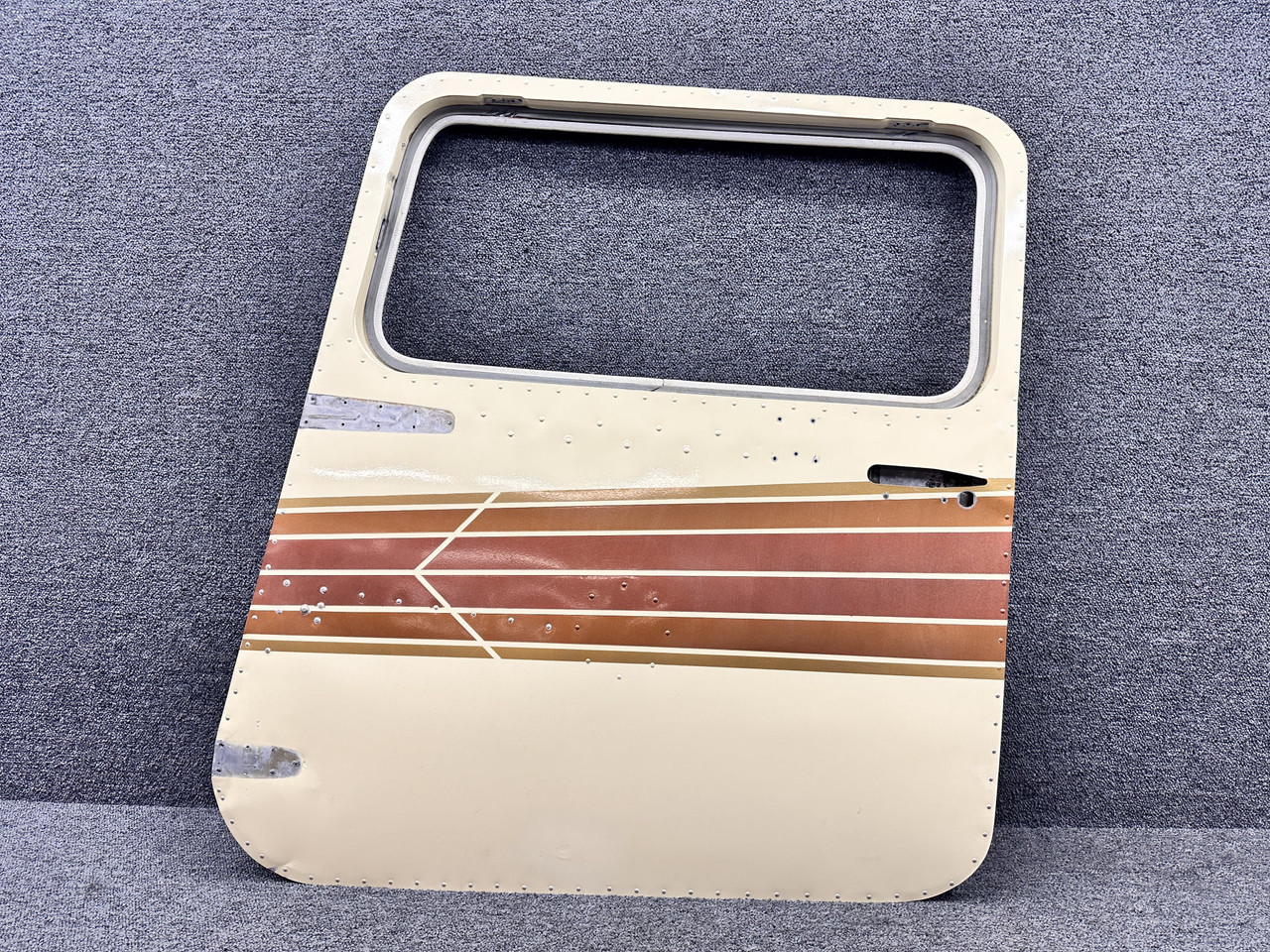 0711023-57 Cessna 182C Cabin Door Structure LH (Minor Wear, Dents