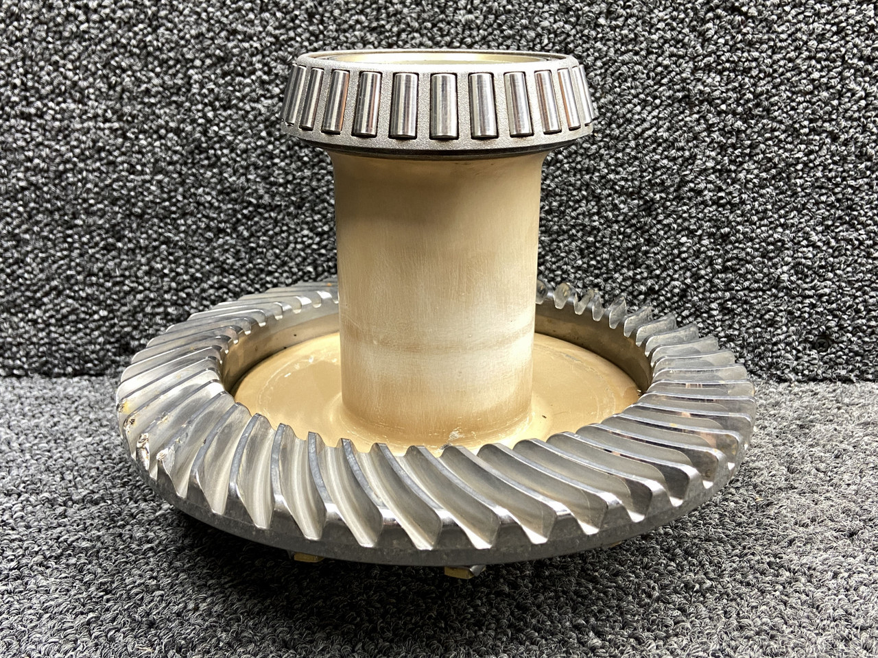 A268-1 Robinson R22 Main Rotor Lower Gear Set (Damaged, Corrosion