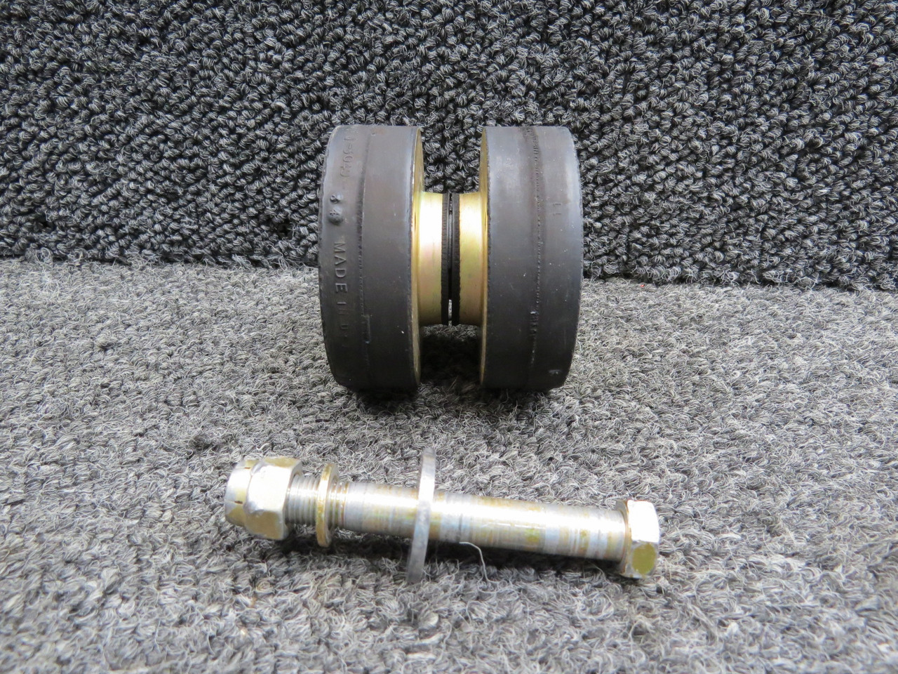 pourtoi79ページ J-3049-34 Continental O-470-S Lord Shock Mount For Sale
