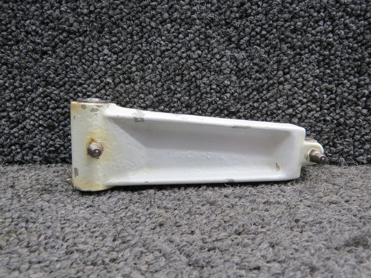 0442506-7 (Use Part Number: 0442506-12) Cessna 182M Upper Nose
