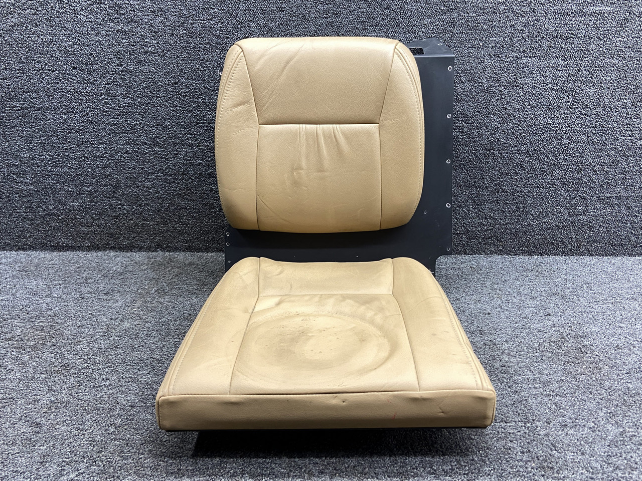 A003-13, A928-1 Robinson R22 Co-Pilot Seat Assembly with Back and Base