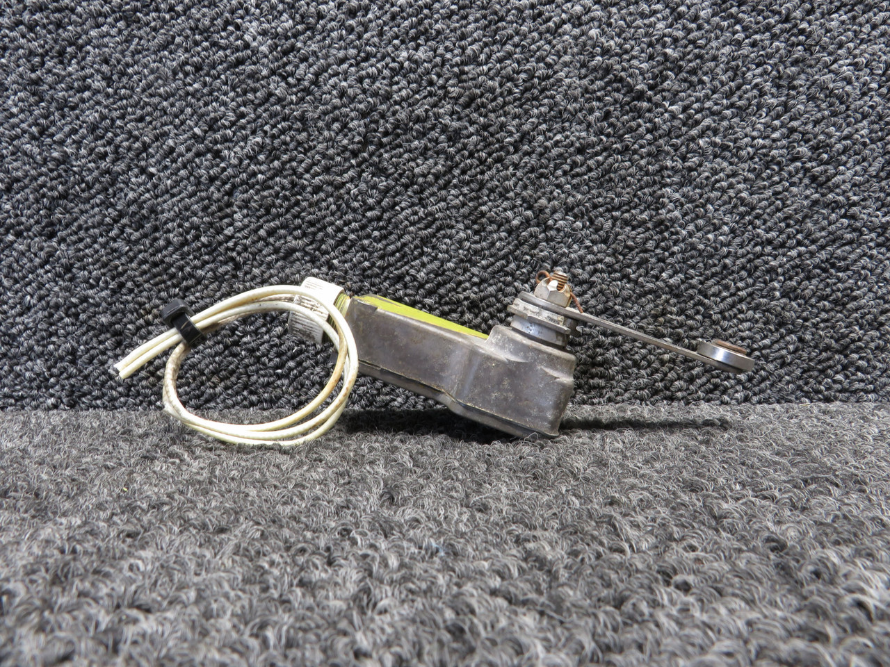 1VA20 Micro Switch Main Landing Gear Swatch Switch For Sale