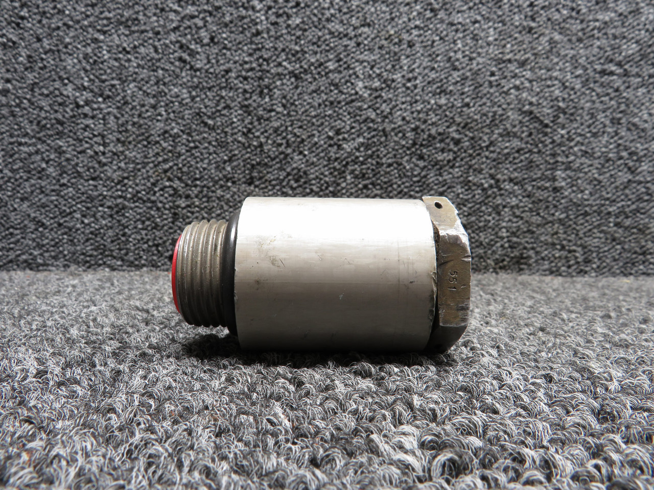 5555002-1 Cessna Boss Oil Pressure Transducer Fitting (Tooling Marks ...