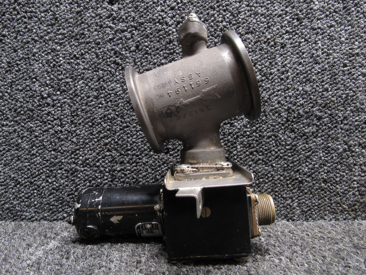 35170-4 Airesearch ETA05-235-1 Rotary Actuator with Motor and Valve