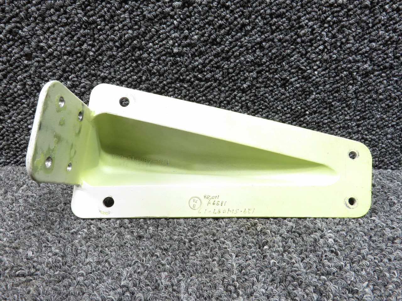 129-514087-23 Beechcraft 1900D Dampener Support Assembly