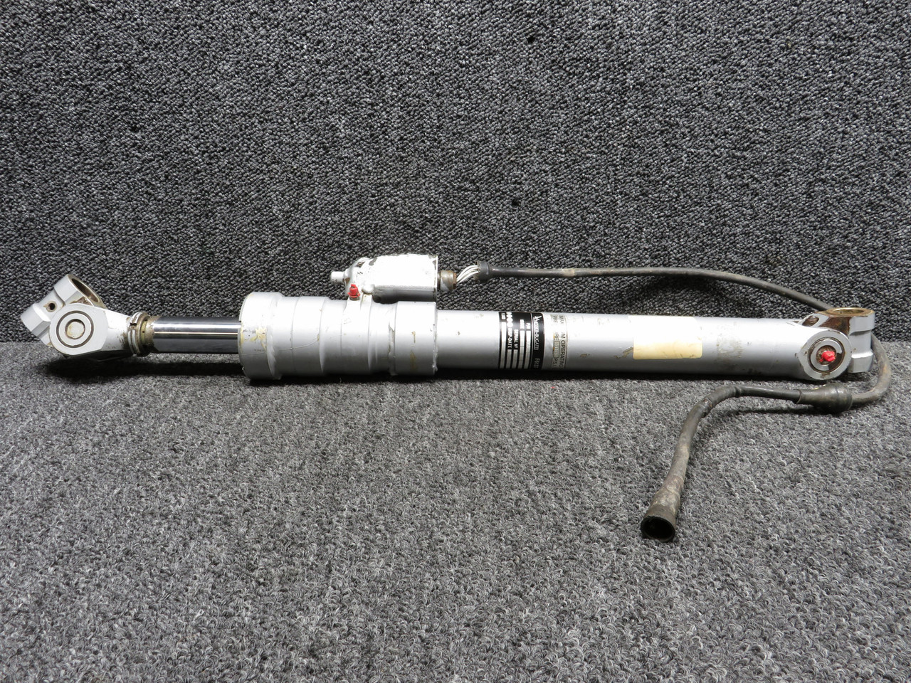 A23717-0 Dassault Falcon 20 Messier-Bugatti Nose Landing Gear Telescopic Strut
