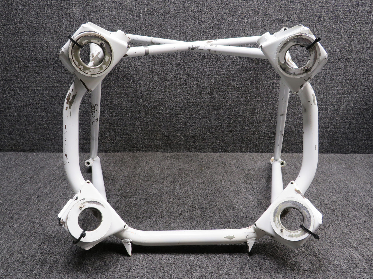 95-910005 Beechcraft B95A Lycoming IO-360-B1B Engine Mount Assembly