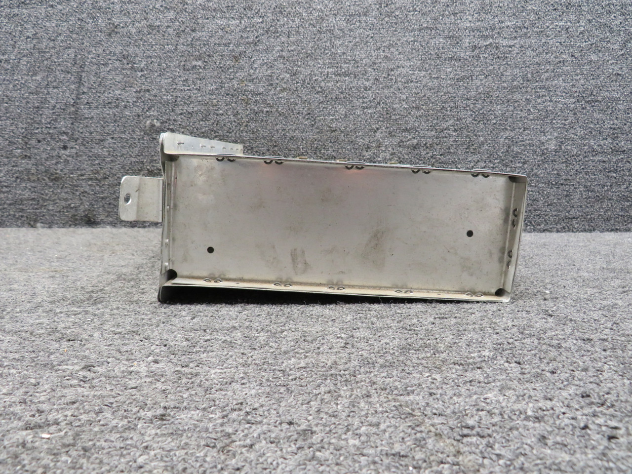 0413481-1 Cessna 150L Glove Box Assembly Minus Door (Corroded) For