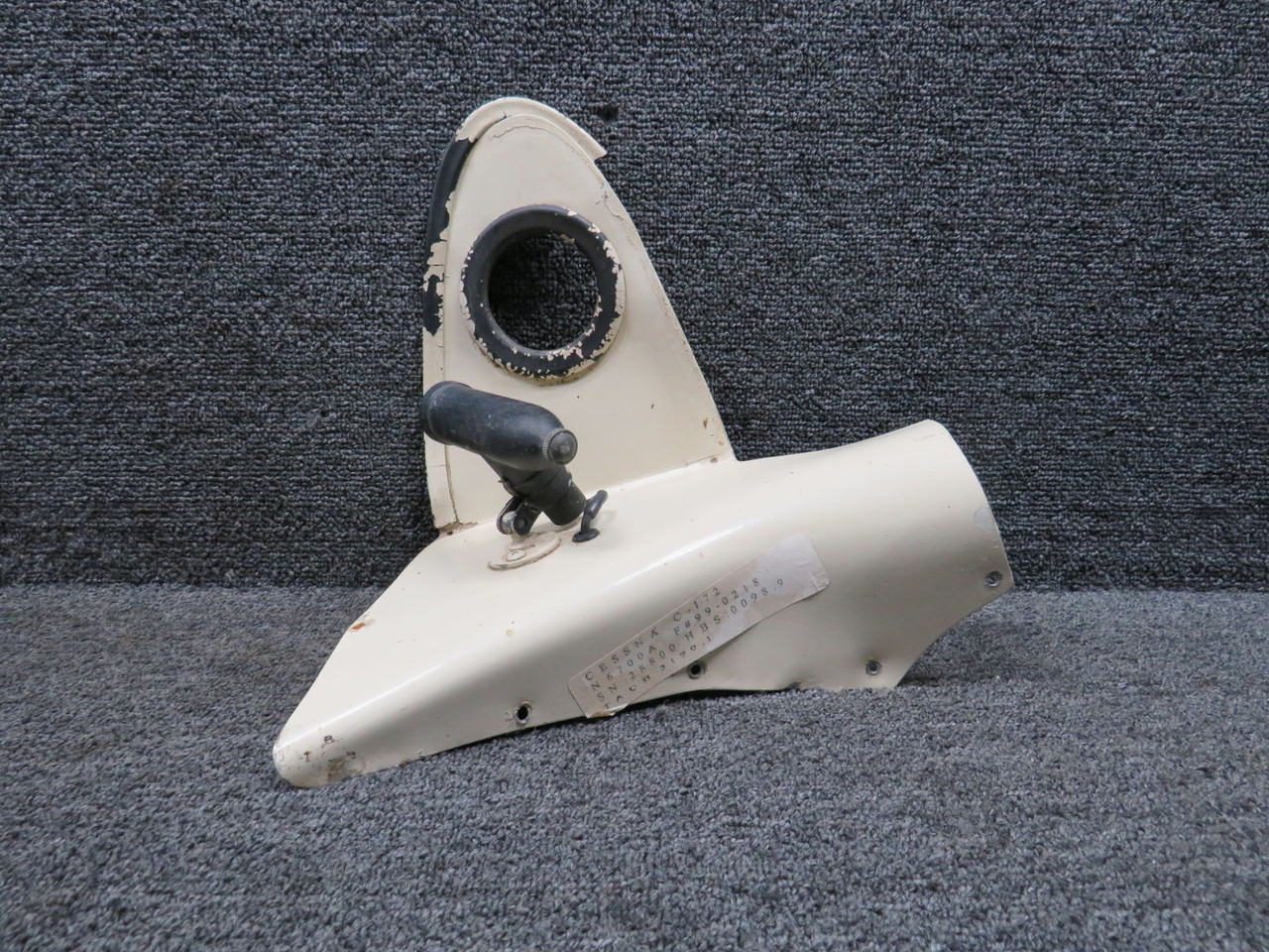 0511311-1, 0713210-4 Cessna 172 Upper Doorpost Shield w Map Light