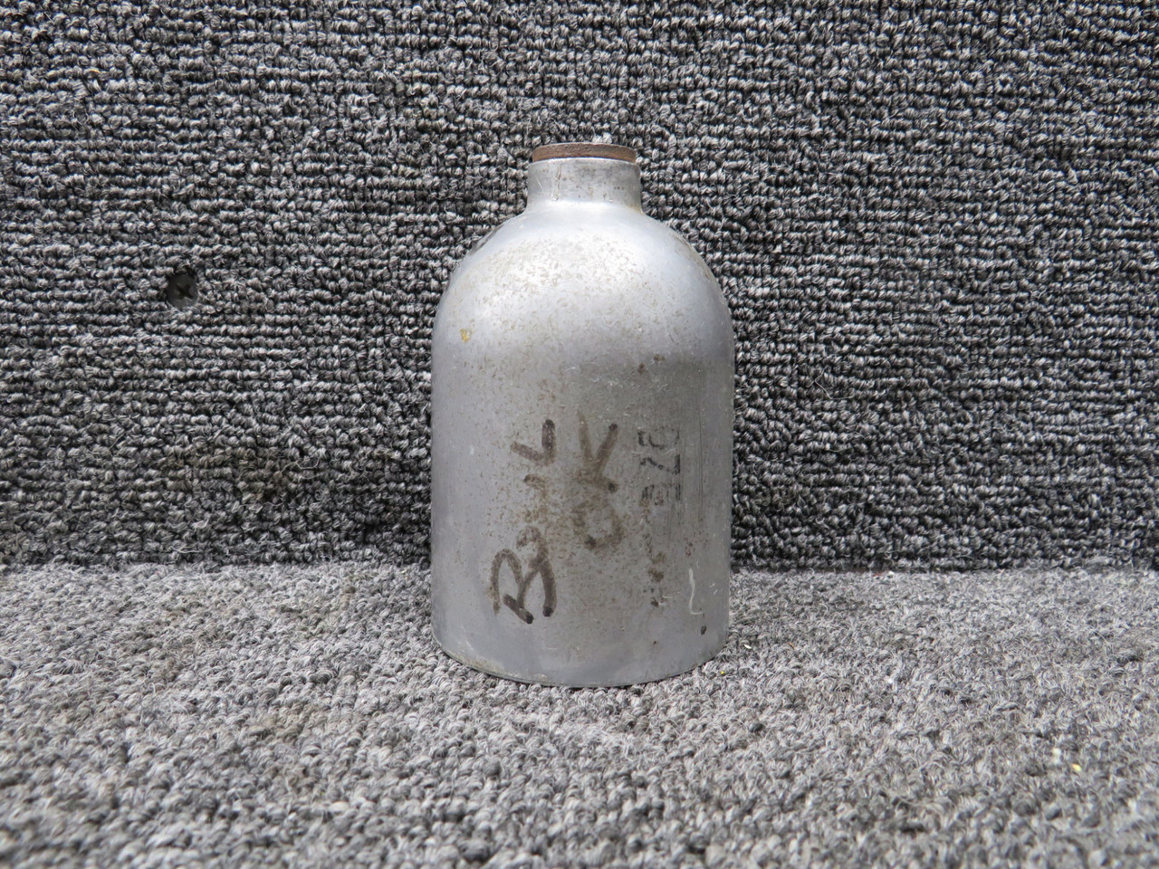 0756008-1 Cessna 172G Fuel Strainer Bowl (Corroded)