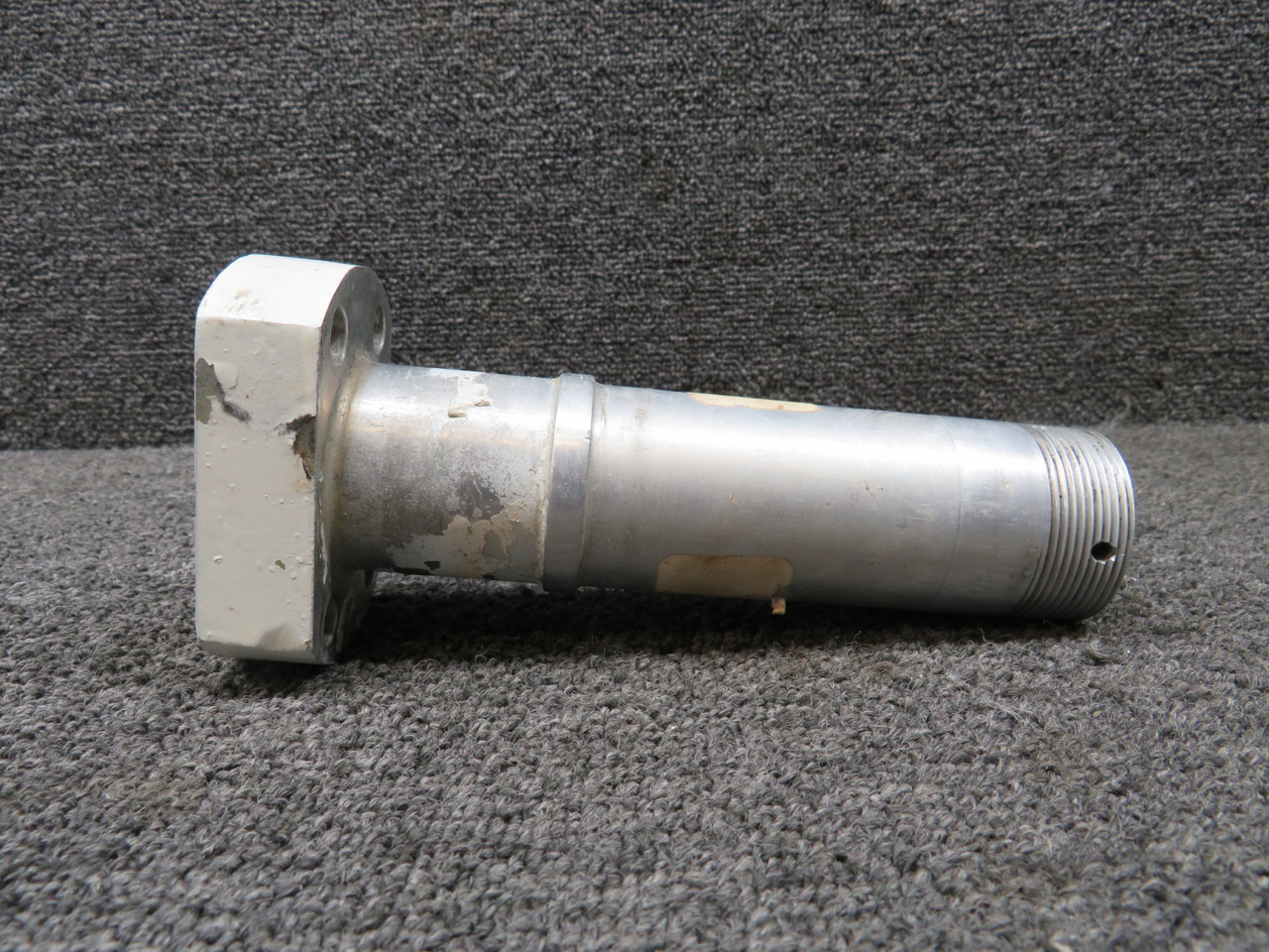 0541124 Cessna 172A Main Landing Gear Axle (Aluminum, Hollow)