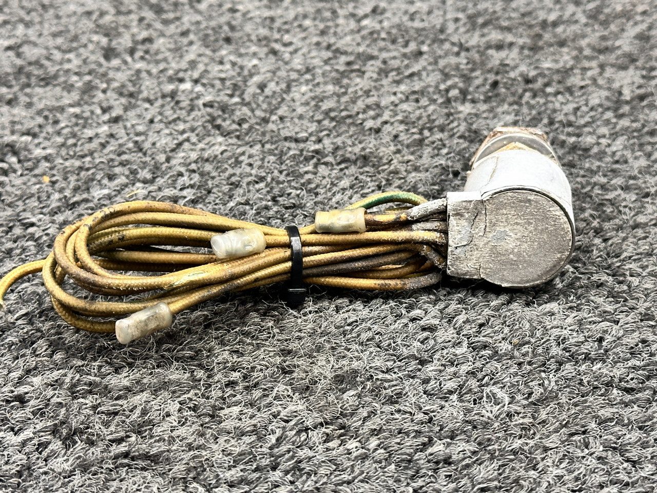 1CH1-6 Cessna 340A Landing Gear Micro Switch For Sale