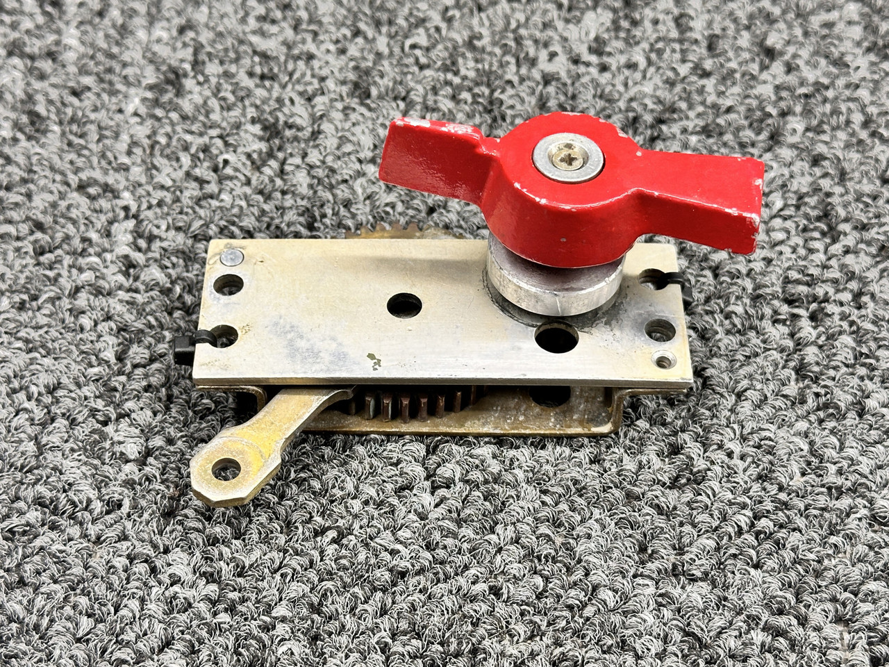 1M2-4 Airborne Fuel Selector Assembly with Knob RH (Red)