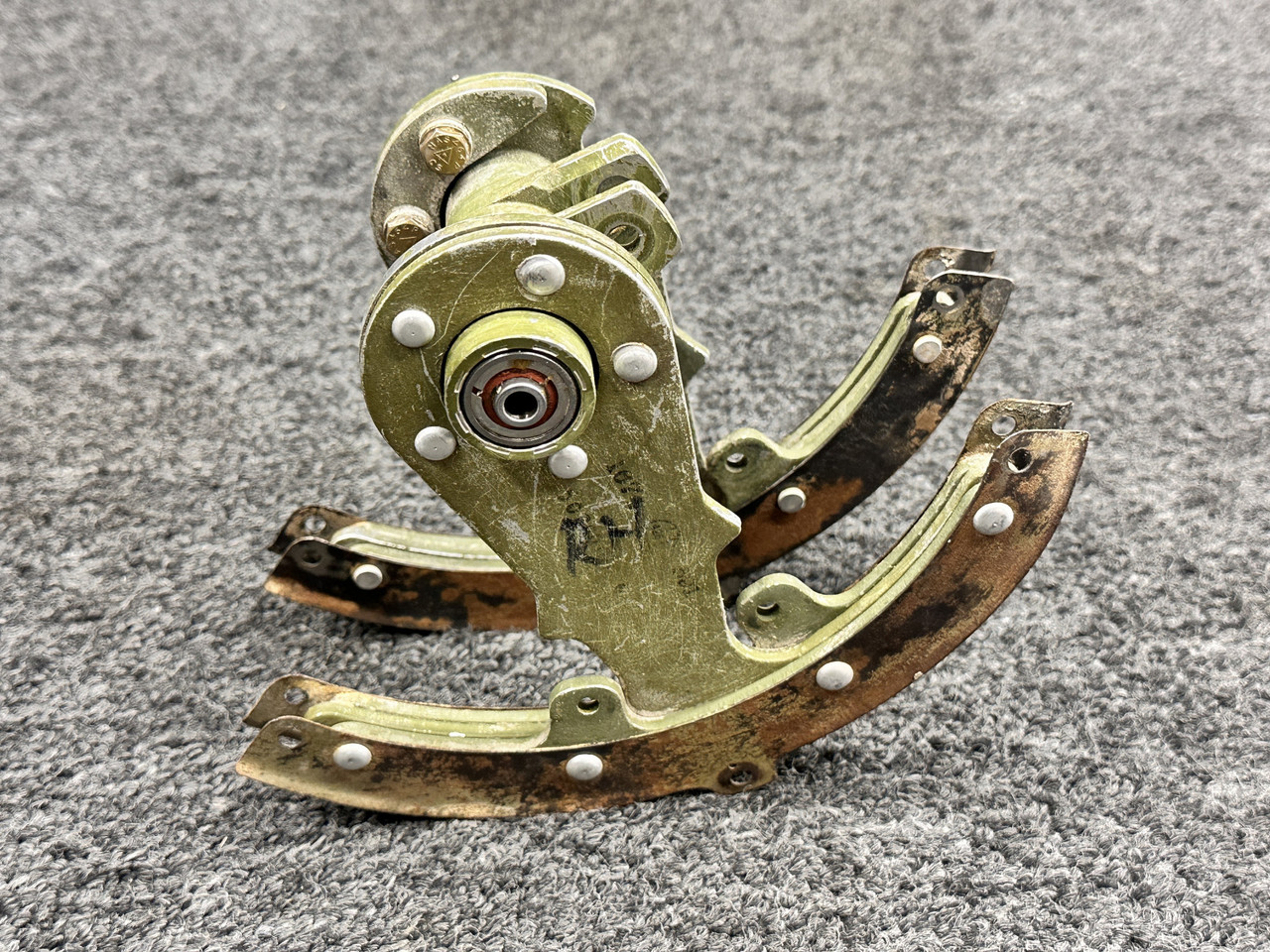 5025000-5 (Use Part Number: 5025000-8) Cessna 340A Aileron Servo