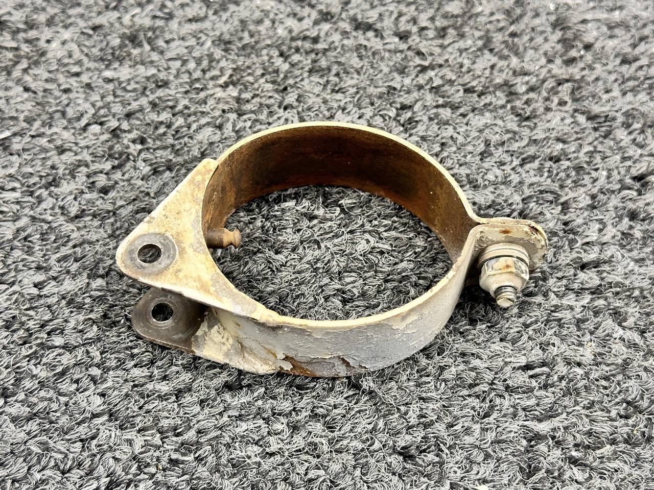 5042004-1 Cessna 340A Shimmy Dampener Bracket