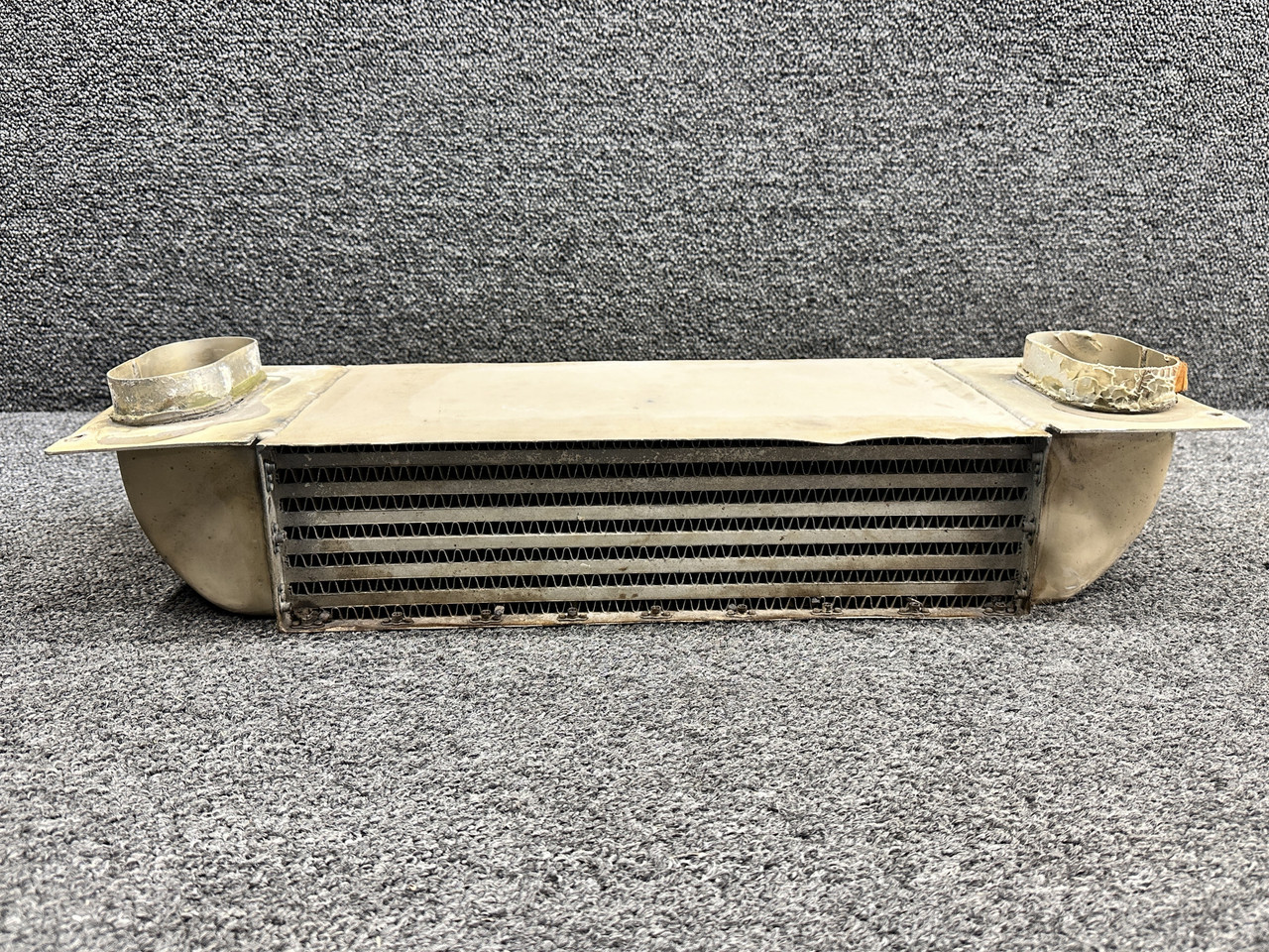 72D90 (Alt: 5316514-1) Continental Janitrol Heat Exchanger (Cracked Inlet)