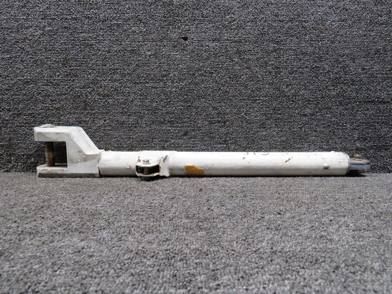 159AM10055-2 Gulfstream G1C Handrail Post Assembly Aft (Rusted