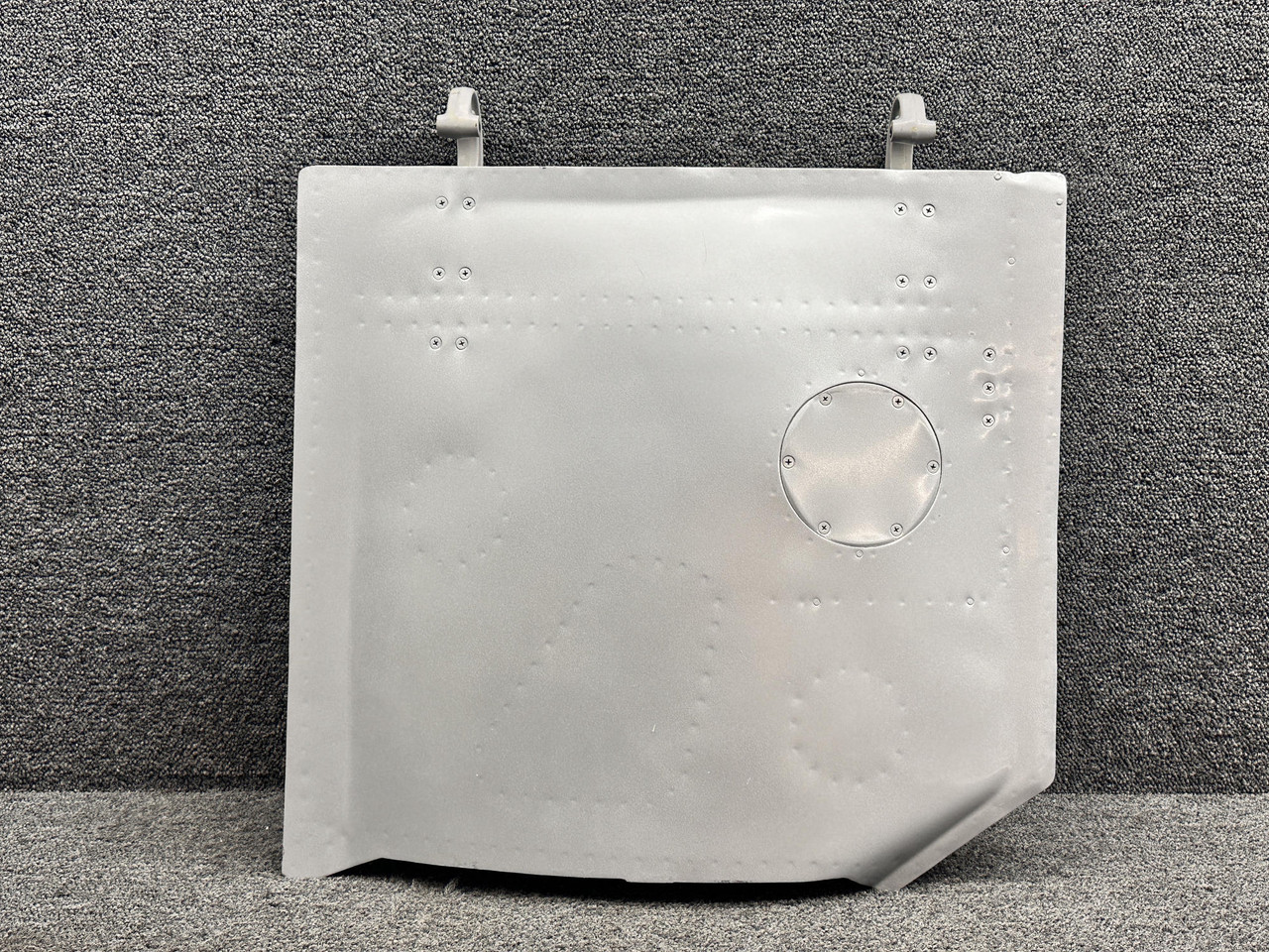 0826002-200 (Use: 0826002-211) Cessna 340A Main Gear Door Inboard LH with Hinges