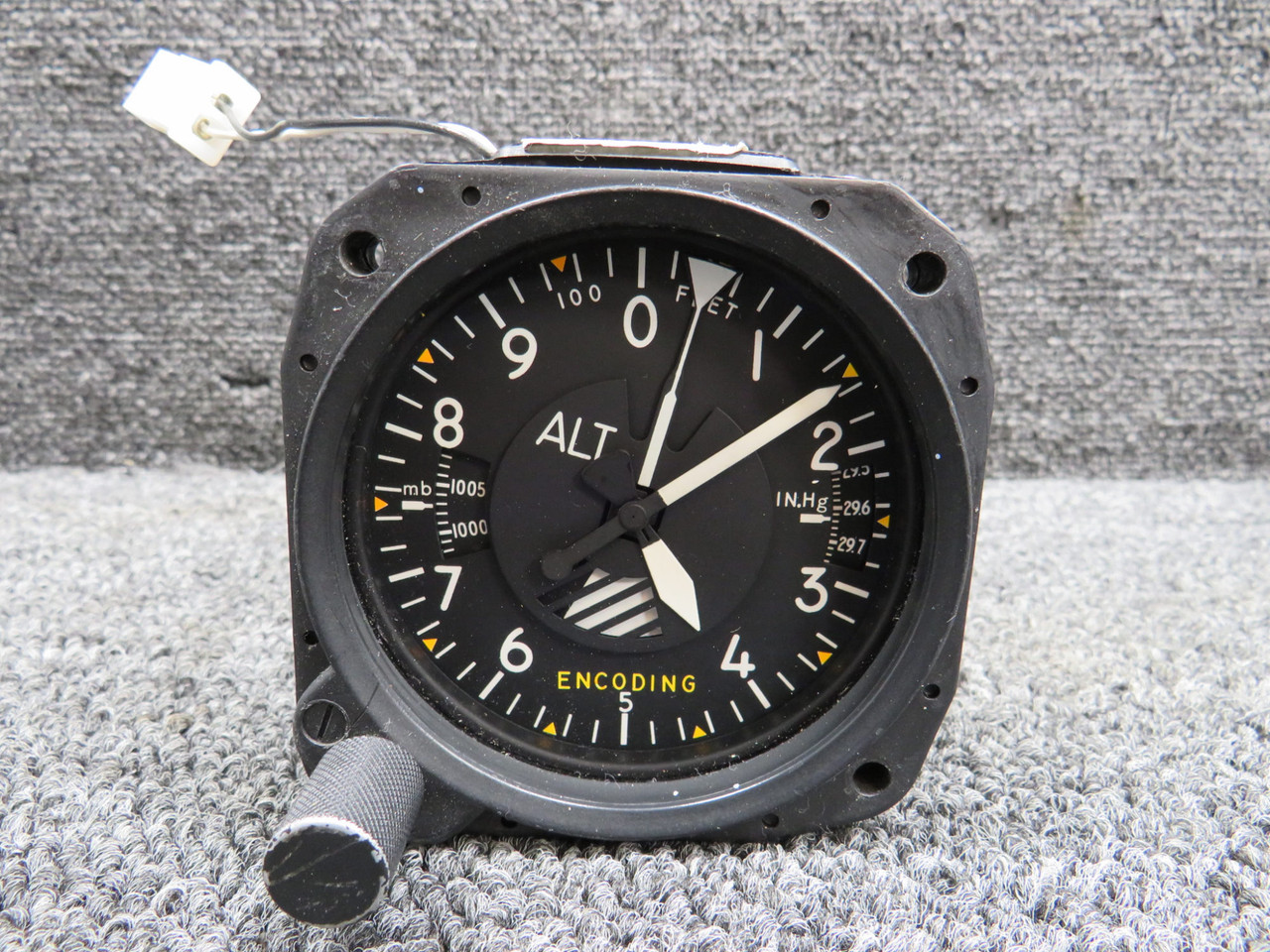 066-3064-05 Bendix King Radio KEA-130A Encoding Altimeter Lighted