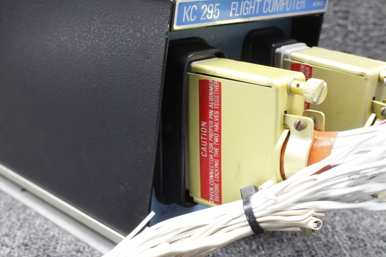 065-0034-09 King Radio KC-295 Flight Computer with Tray and