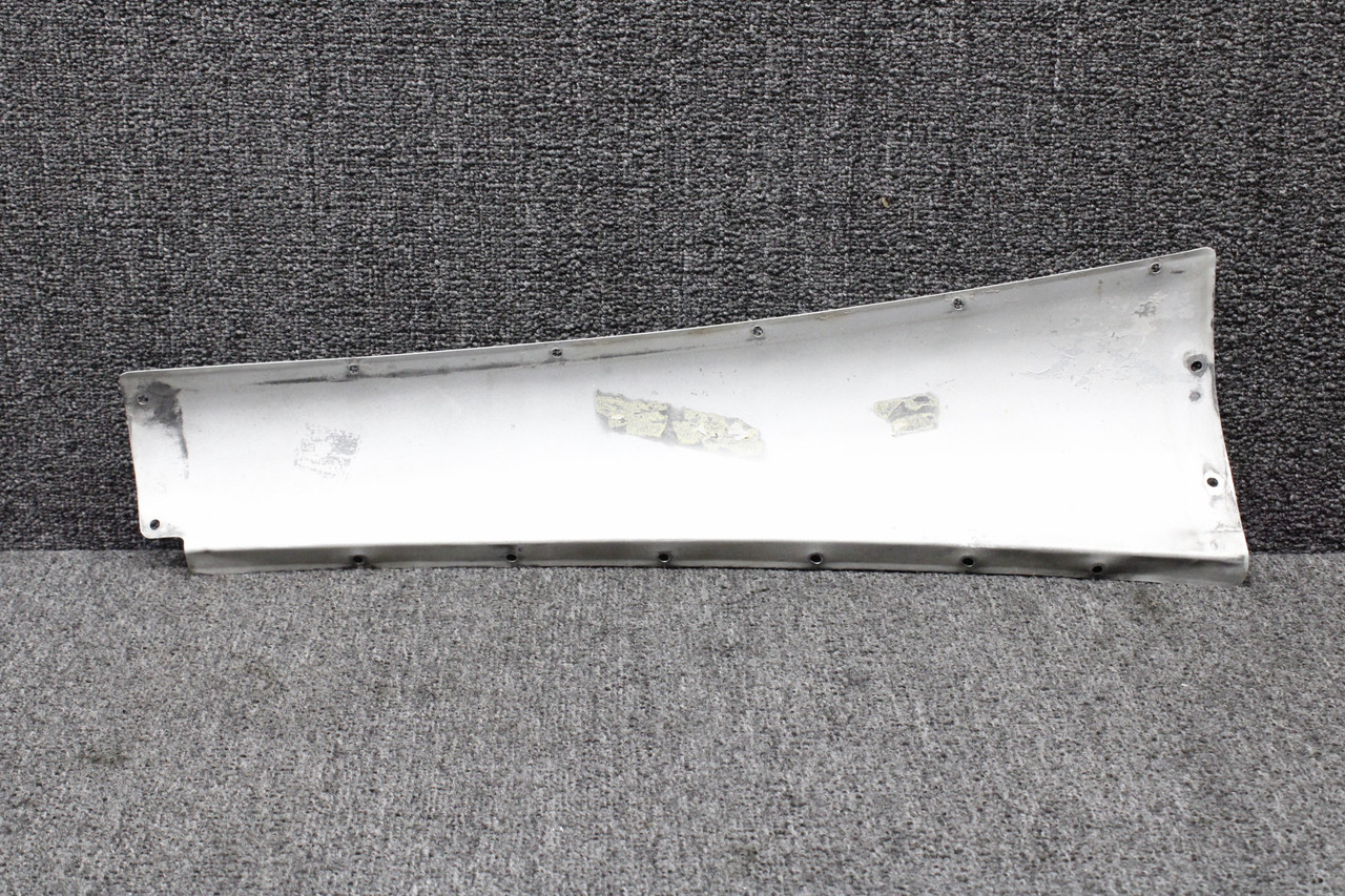 1212426-7 Cessna T210L Horizontal Stabilizer Fairing Upper Left Hand