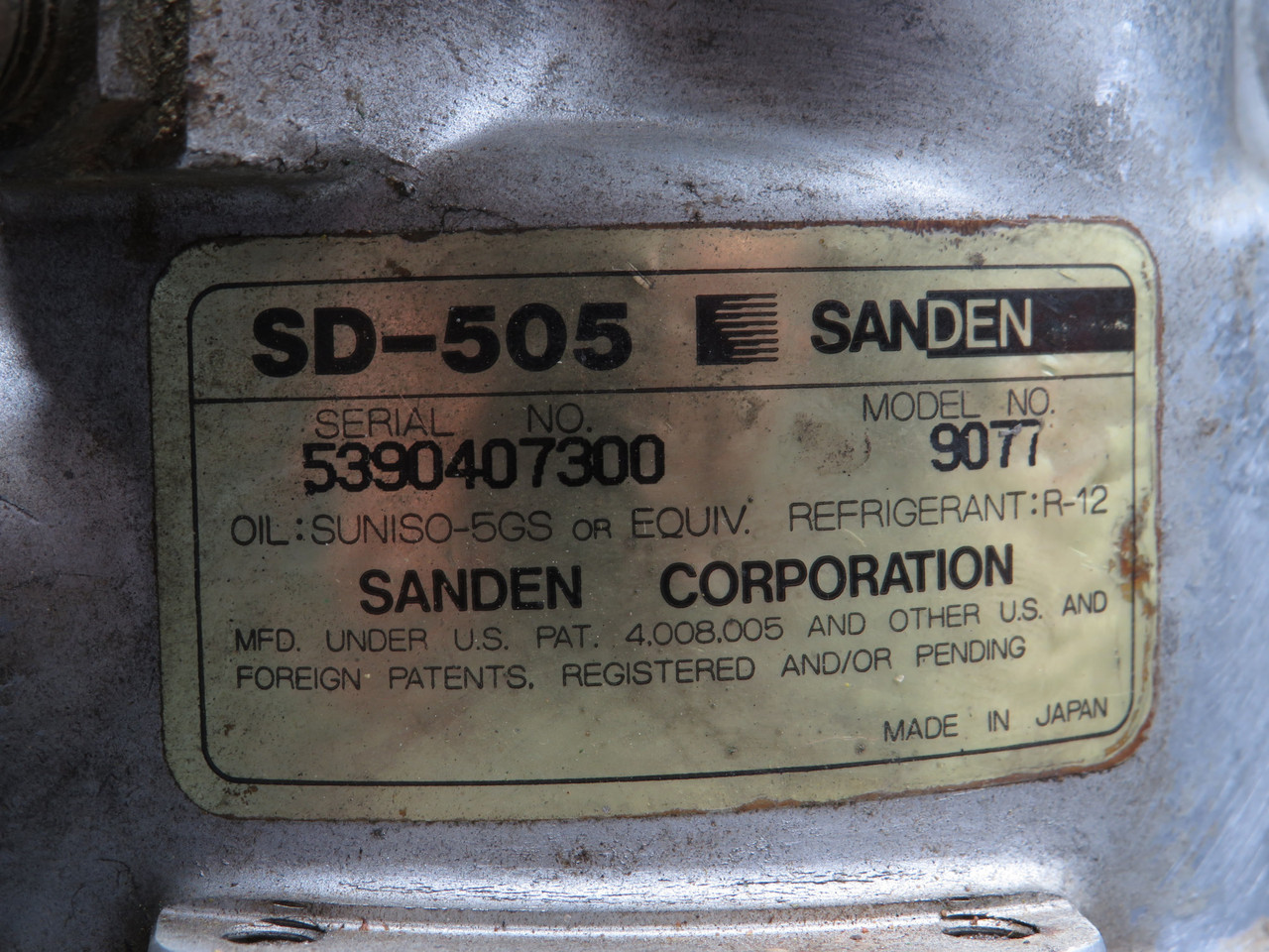 SD-505 Sanden 9077 AC Compressor Unit