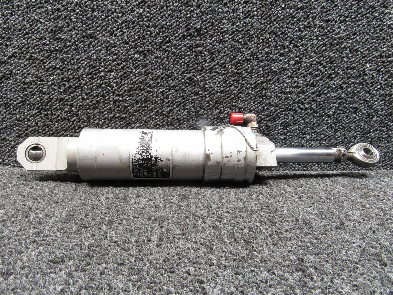 45A62804-1 (Alt: 45AS38515-1) Main Landing Gear Cylinder Assembly