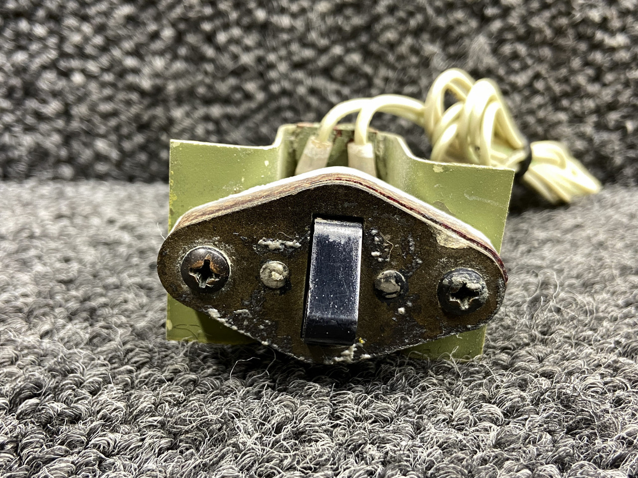 8406K1 Cessna 340A LH or RH Nose Baggage Door Sensor Switch