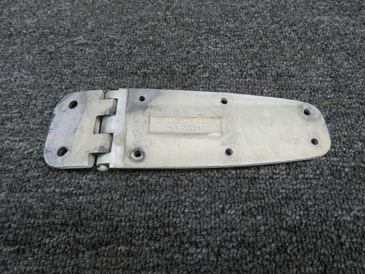 0413426-21 Use Part Number 0413426-24 Cessna 152 Upper Cabin Door