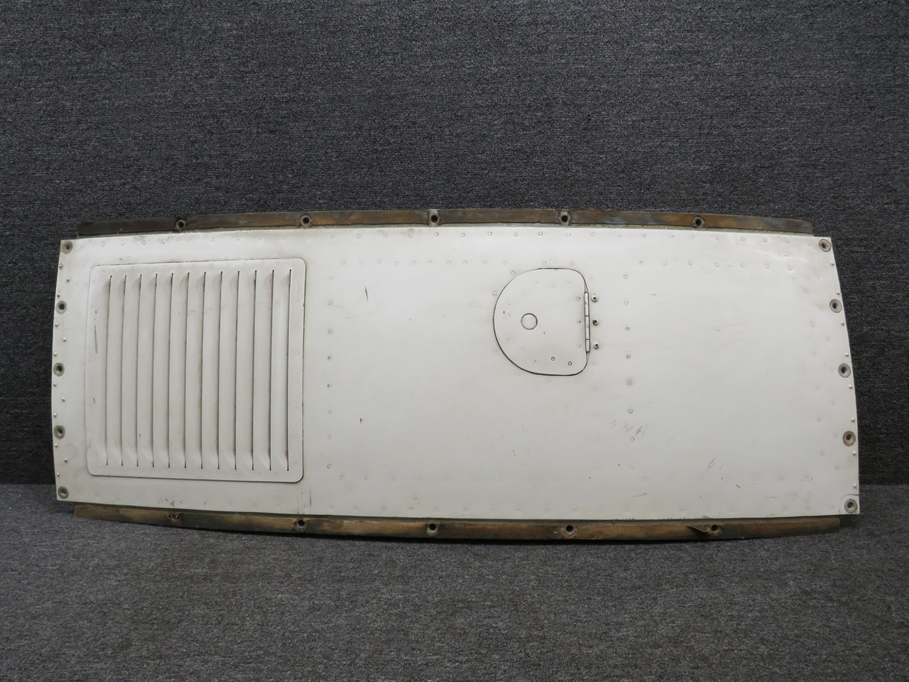 37207-101 Piper PA-34-200T Engine Cowl Top Panel Assembly (Pulled Rivets)