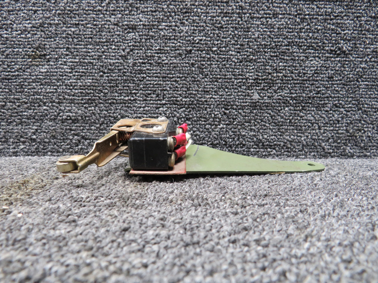 MS253831-1 Micro Switch Assembly, 5 Amps 250 Volts