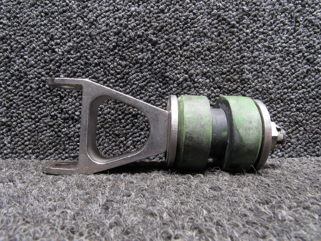 BAE JS-31 Engine Mount Vibration Isolator