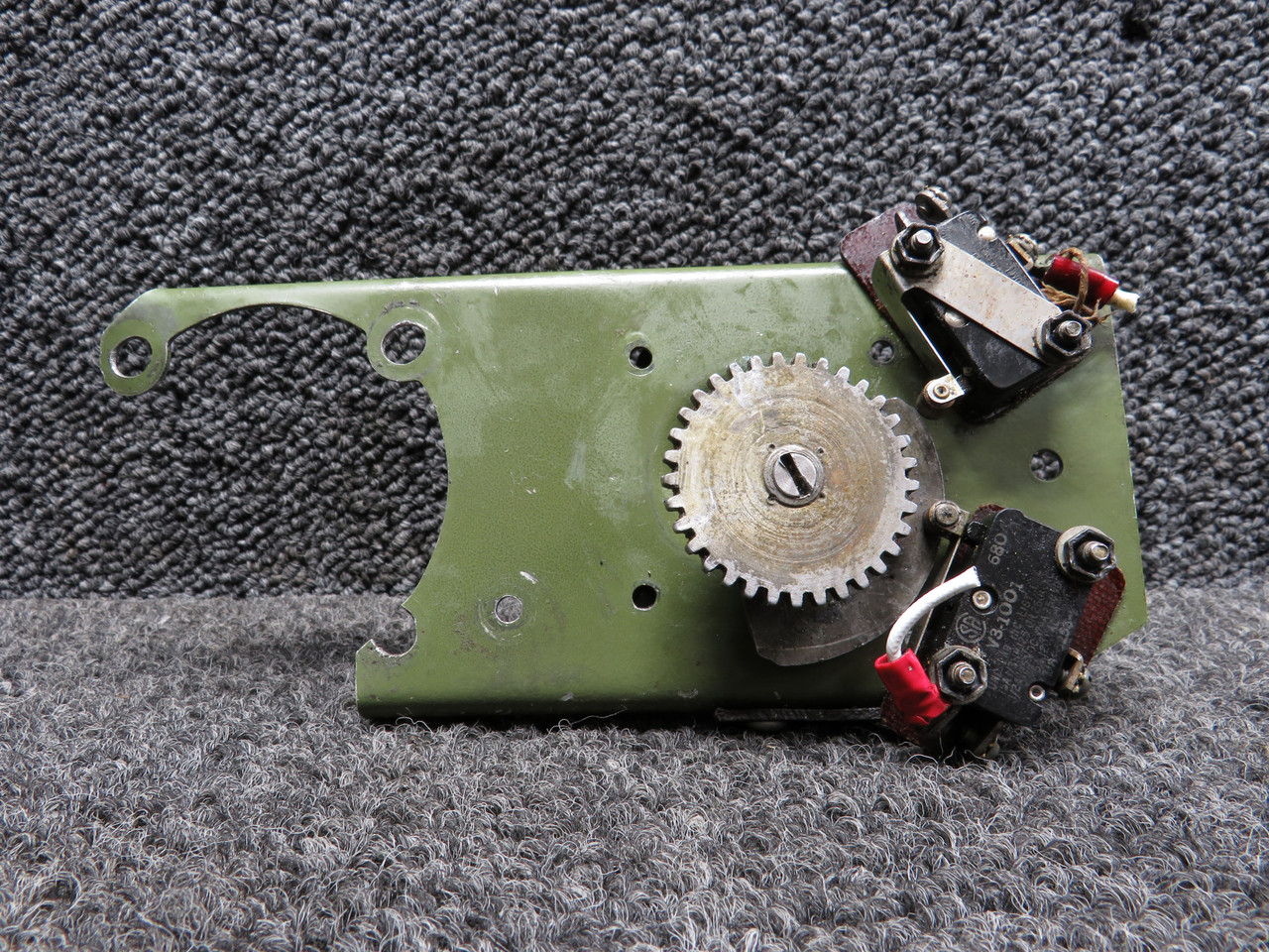 8TJ9-PAV General Electric TJ-9 Flap Position Transmitter, 24 Voltage