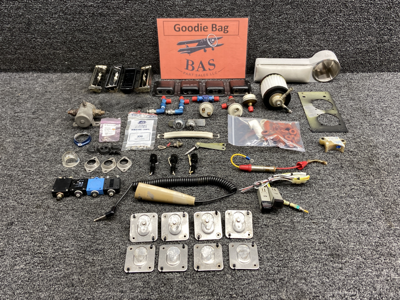 Piper PA32R-301 Goodie Bag Set with Relays, Armrest, Drain Valves