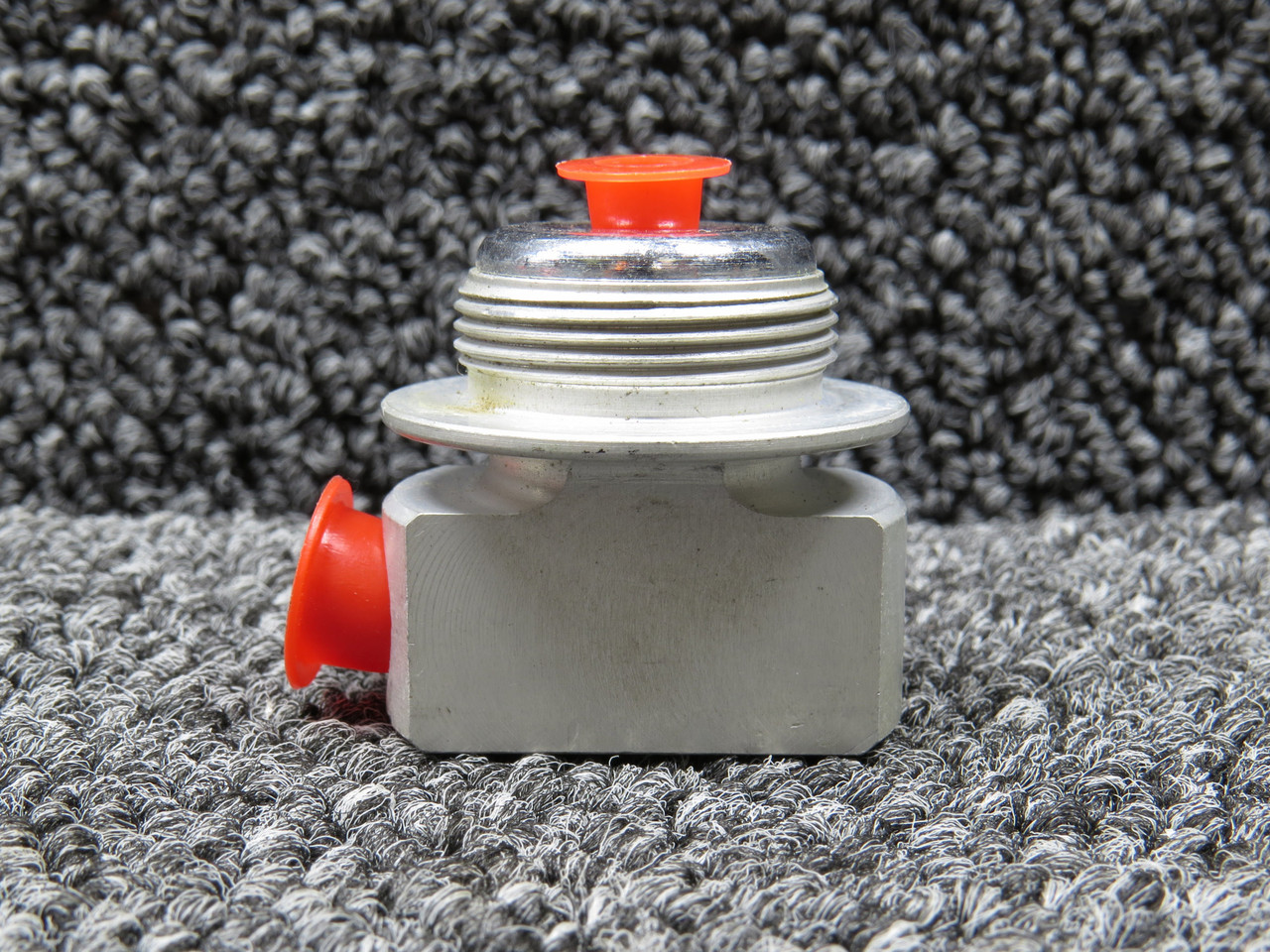 23599-10 Oxygen Outlet Assembly