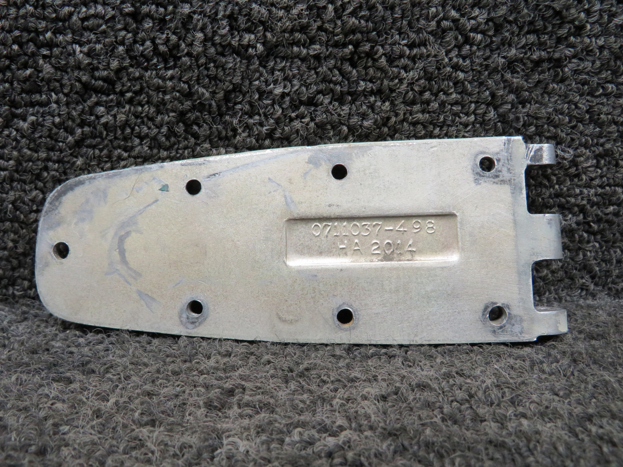 0711037-21 Use Part Number 0711037-3 Cessna Lower Cabin Door Hinge
